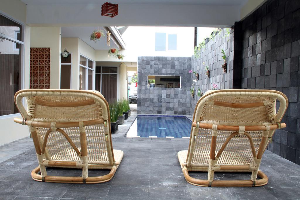 Green Leaf Guest House Maguwo Buitenkant foto