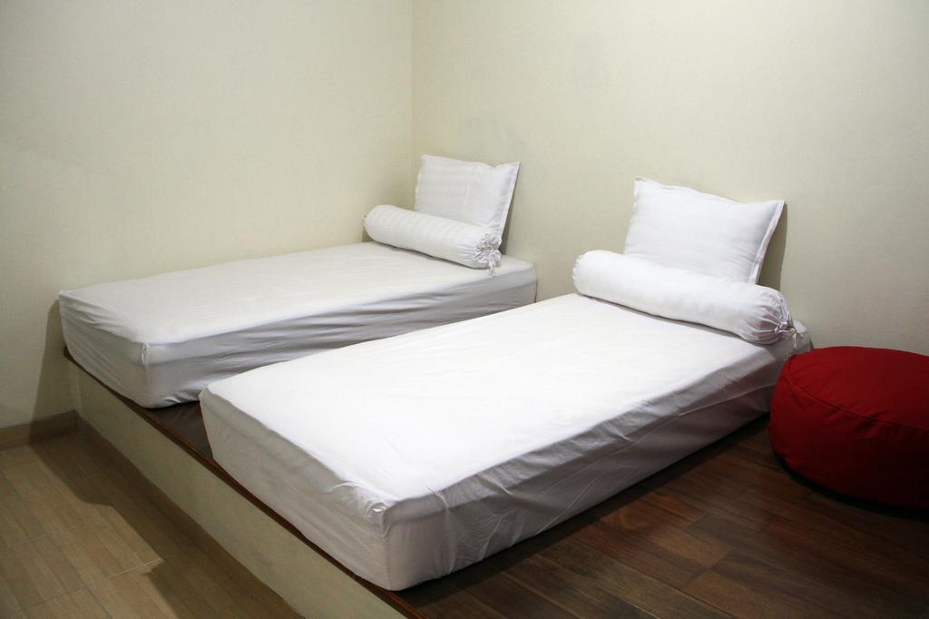 Green Leaf Guest House Maguwo Buitenkant foto